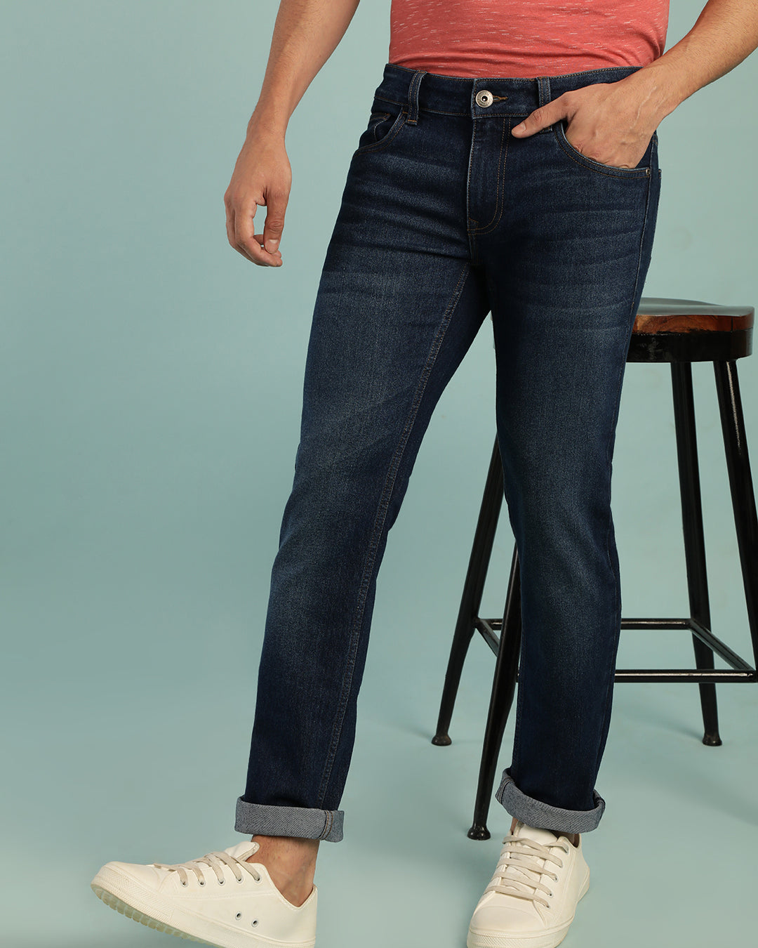 5 POCKET JEANS IN CLASSIC BLUE COLOUR