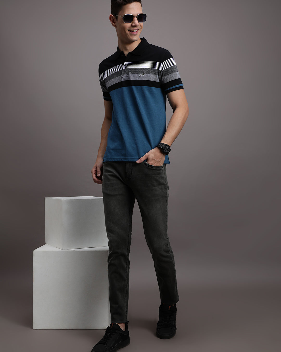 PREMIUM SUSTAINABLE WASHED BLACK JEANS