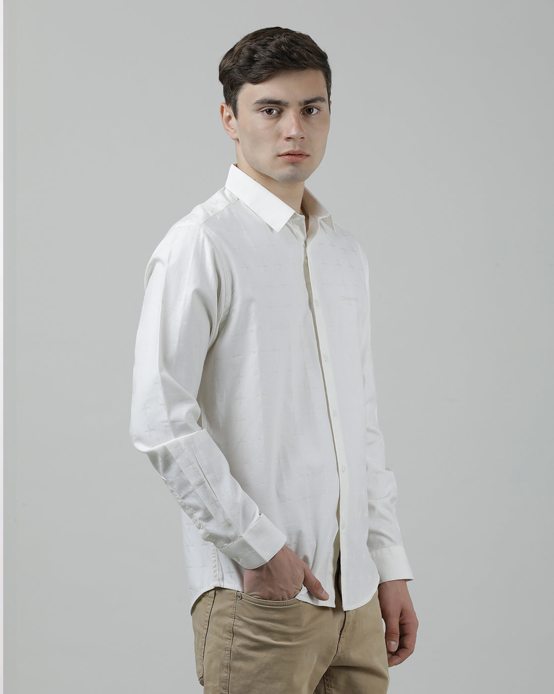 Casual White Full Sleeve Comfort Fit Solid Shirt with Collar for Men