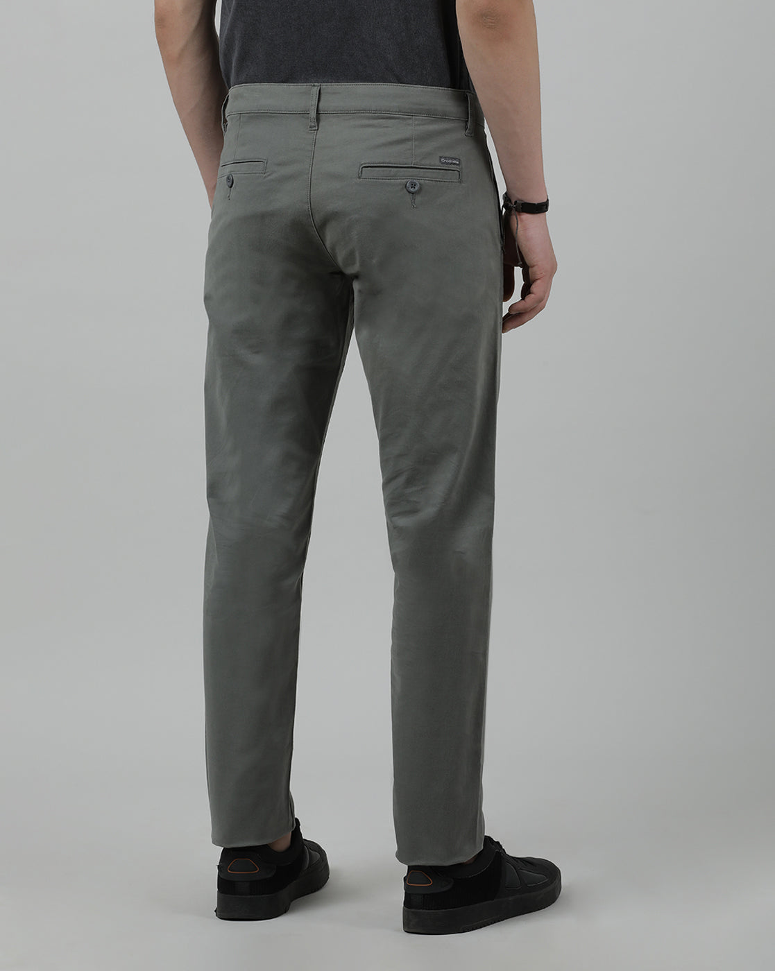 Casual Slim Fit Solid Military Green Trousers for Men