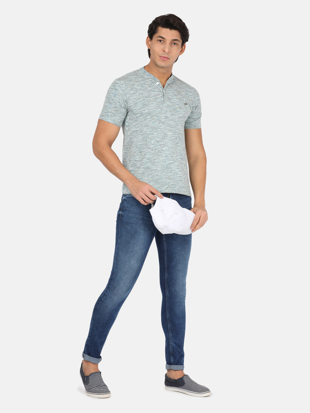 Crocodile Casual Slim Fit Solid Henley Neck Half Sleeve Green Tshirt