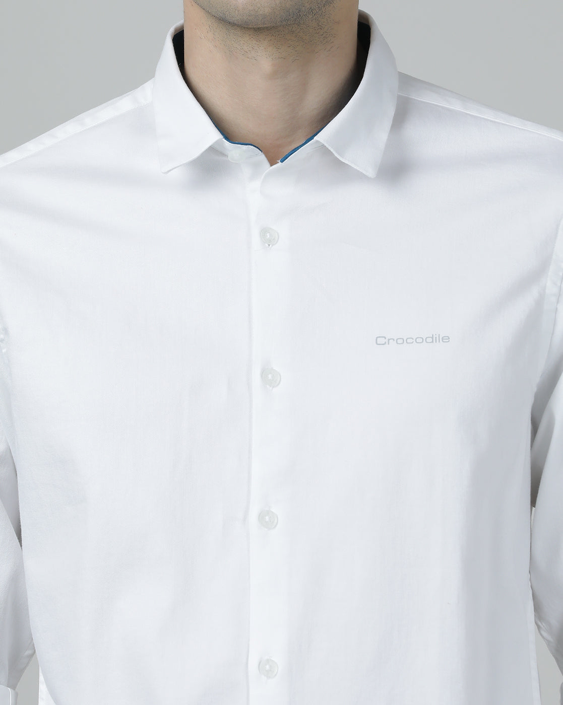Casual Solid White Full Sleeve Slim Fit Shirt with Collar