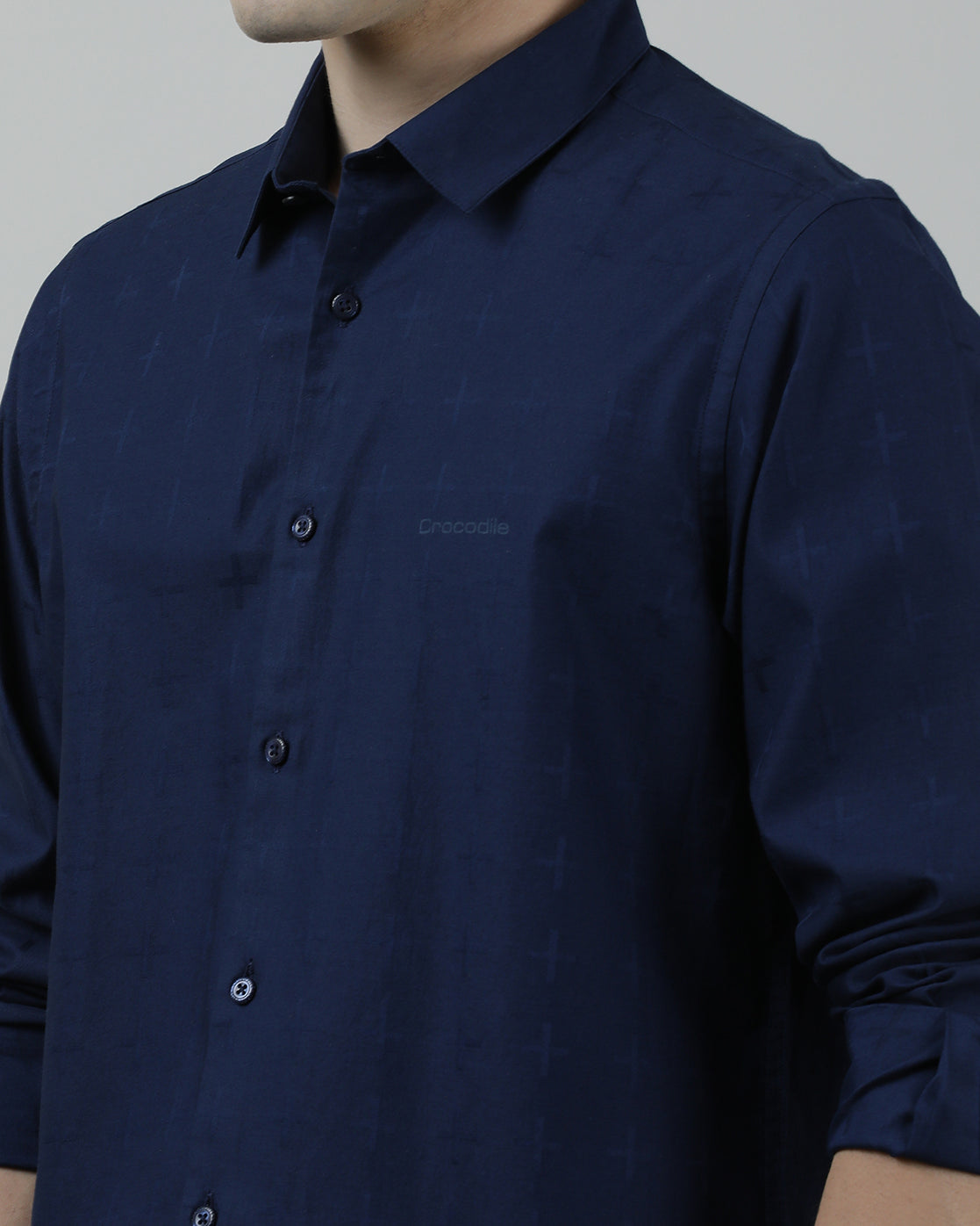 Casual Navy Full Sleeve Comfort Fit Solid Shirt with Collar for Men