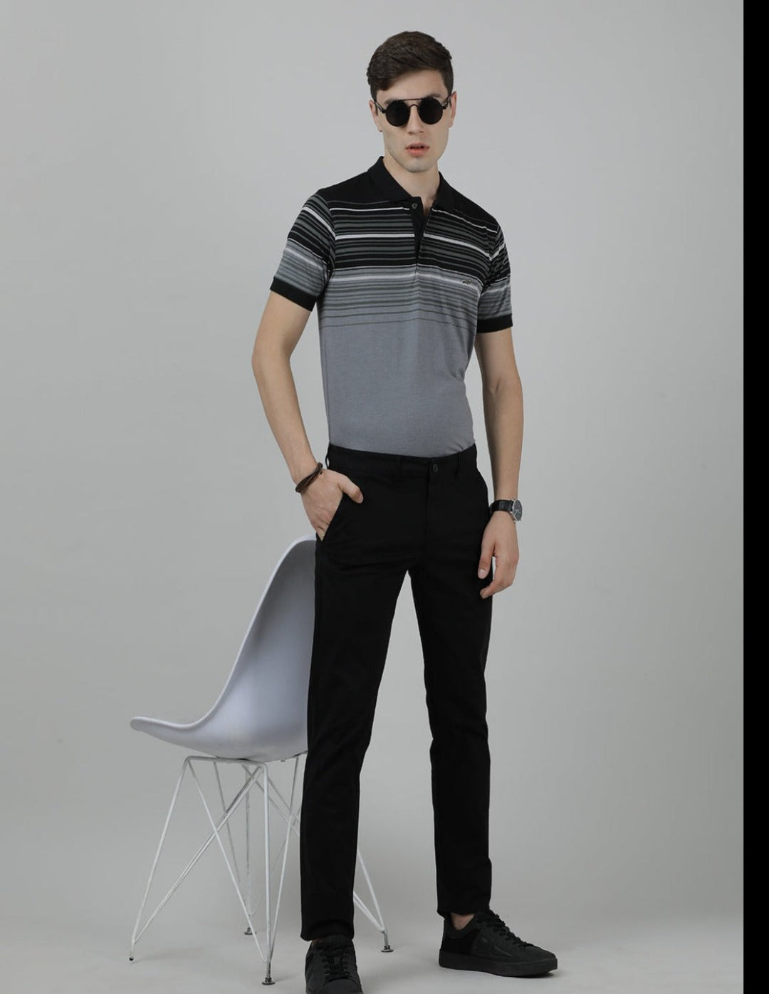Crocodile Casual Slim Fit Solid Black Trousers for Men