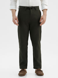 Men's Slim Fit Leisure Green Trousers With Adjustable Waistband For Relaxed Comfort