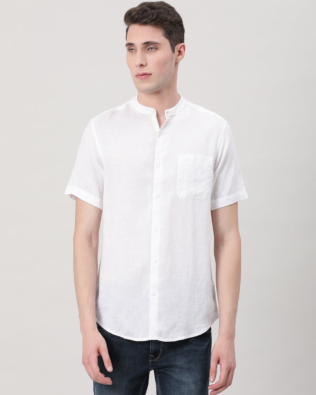 Casual White Half Sleeve Comfort Fit Solid Shirt with Collar for Men