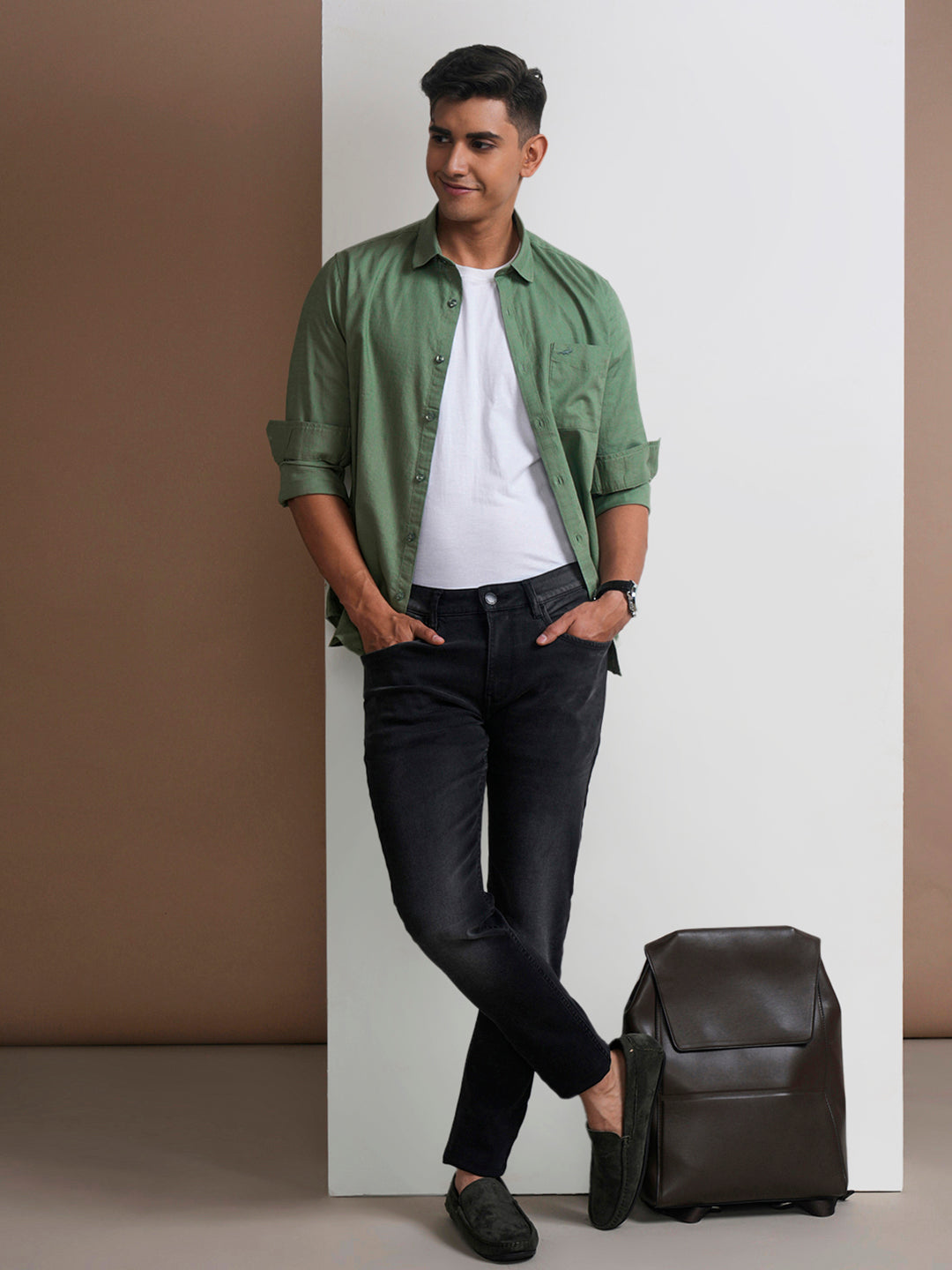 Crocodile Men's Navy Classic T-Shirt