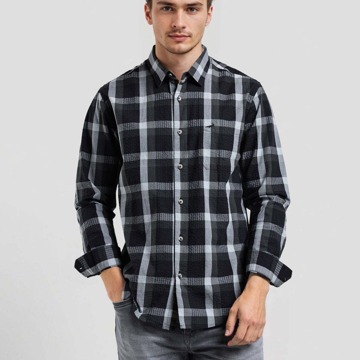 Grey Crinkled Checks Chisel Cut Pocket Crispy Handfeel Comfort Fit ...