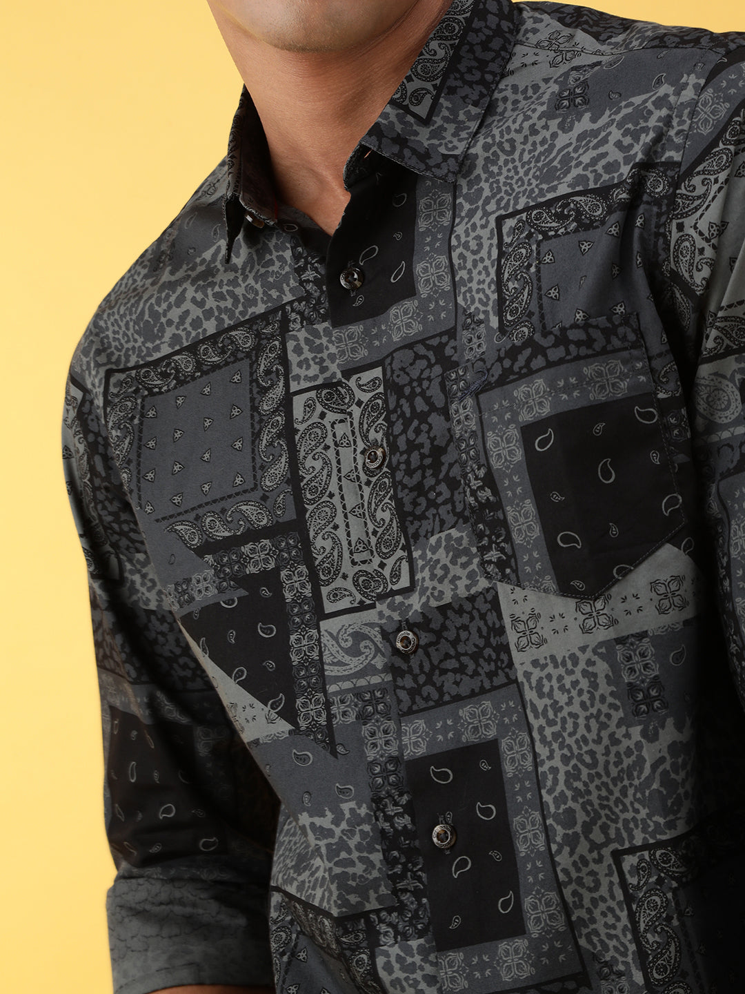 Crocodile Bandana Printed Shirt