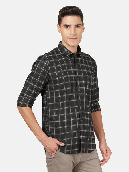 Casual Full Sleeve Slim Fit Checks Black with Collar Shirt for Men