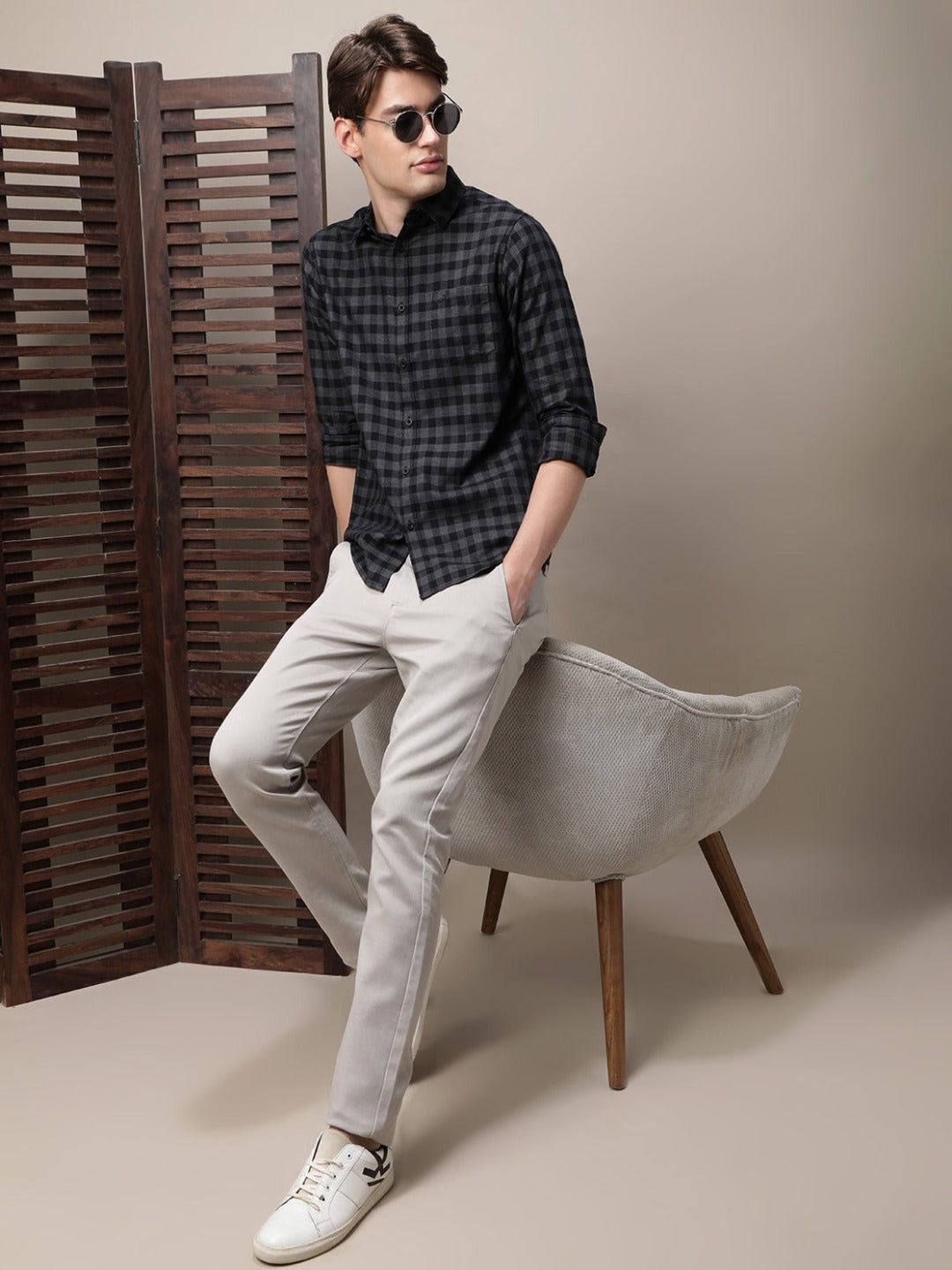 Black Full Sleeve Comfort Fit Yarn Dyed Checks Shirt