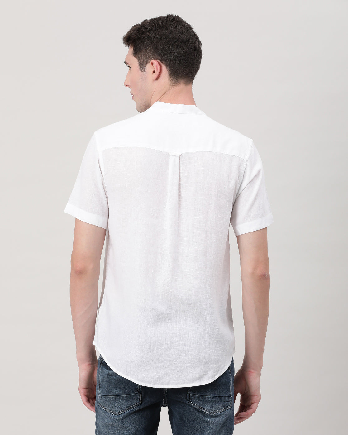 Casual White Half Sleeve Comfort Fit Solid Shirt with Collar for Men