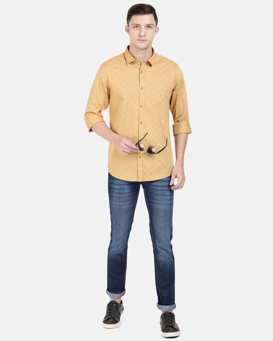 Men Gold-Toned Classic Slim Fit Printed Casual Shirt
