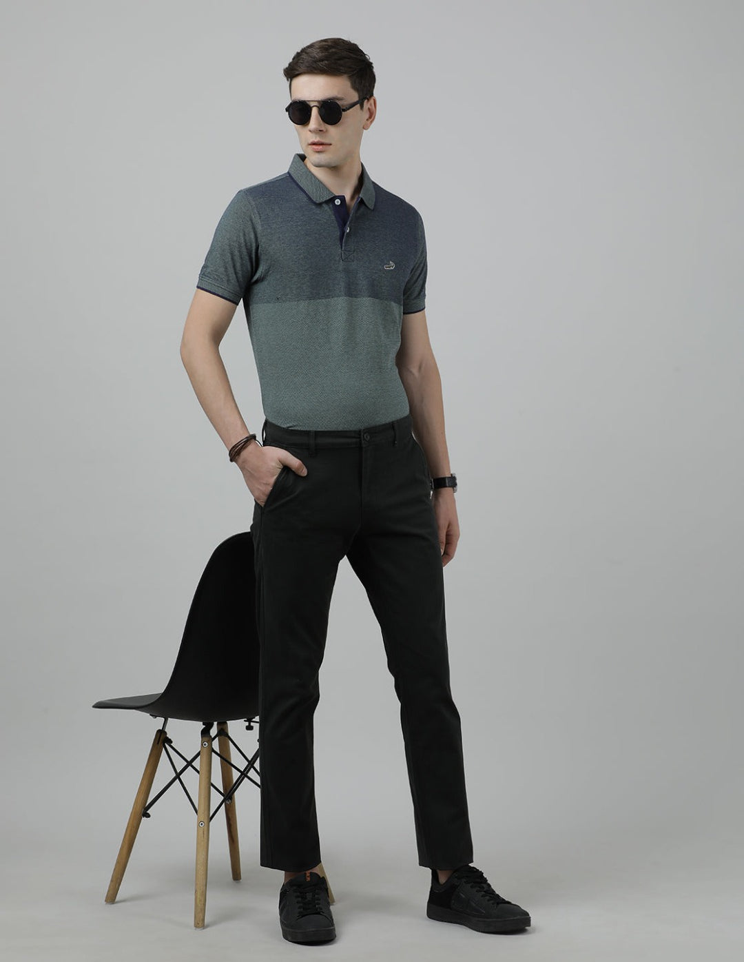 Crocodile Casual Slim Fit Solid Olive Trousers for Men