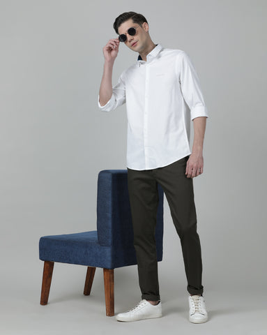 Casual Solid White Full Sleeve Slim Fit Shirt with Collar