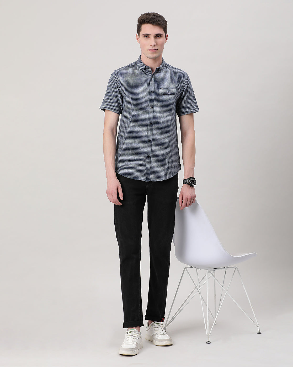 Casual Navy Half Sleeve Comfort Fit Check Shirt with Collar for Men